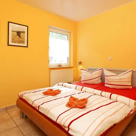 Apartment Waldstr 8b Og Neu *